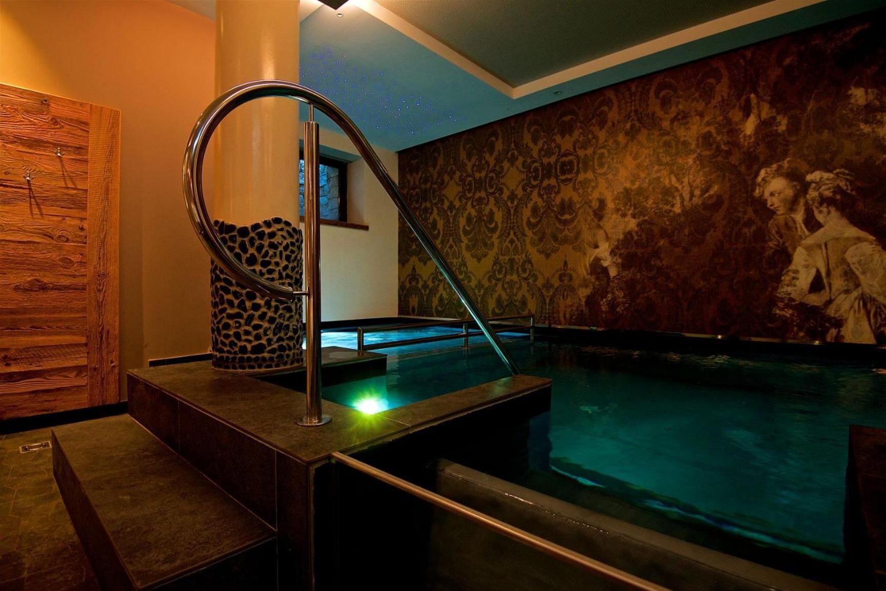 Albergo Caffe Centrale Медзокорона Экстерьер фото