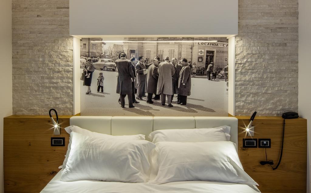 Albergo Caffe Centrale Медзокорона Номер фото